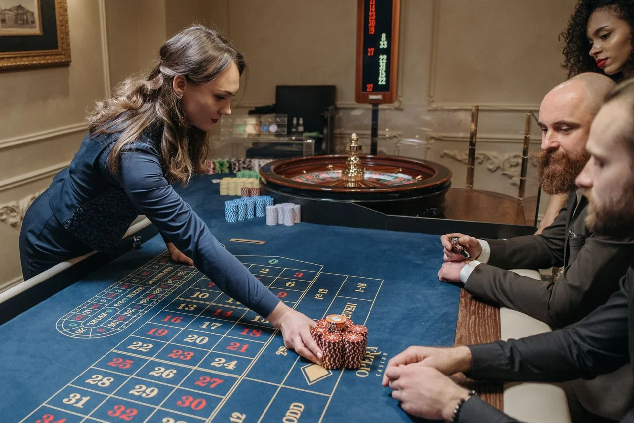 kuwin09 — Nền tảng Casino, Baccarat và Roulette trực tuyến chính thức tại Việt Nam